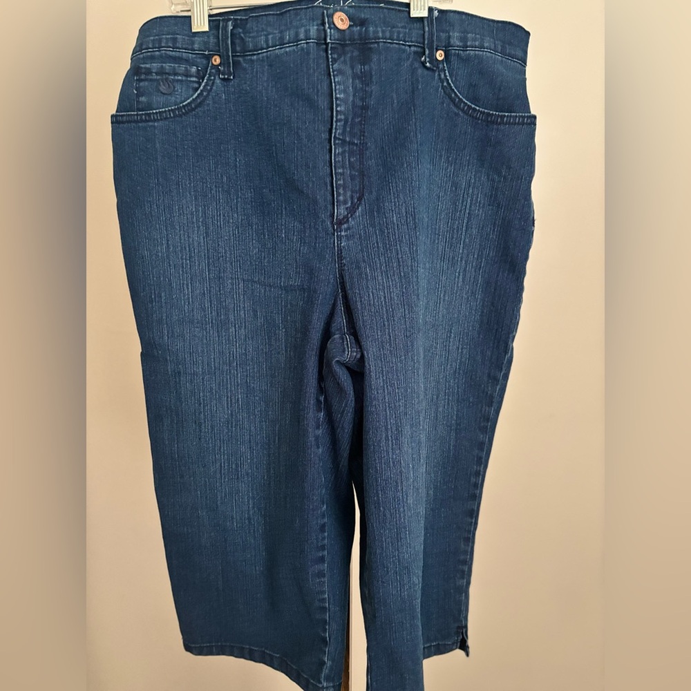 Gloria Vanderbilt Women's Blue Jeans Capri, Amanda Skimmer, Size 14